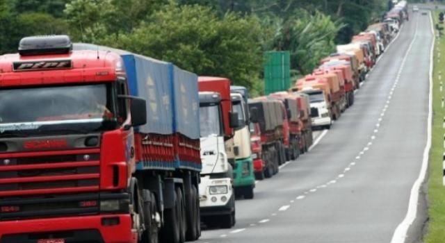 greve-de-caminhoneiros-comissao-reunira-governo-busca-acordo-caminhoneiros-capa
