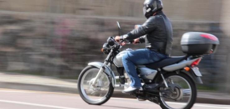 excesso-de-carga-em-motocicleta-aumenta-riscos-de-acidentes2