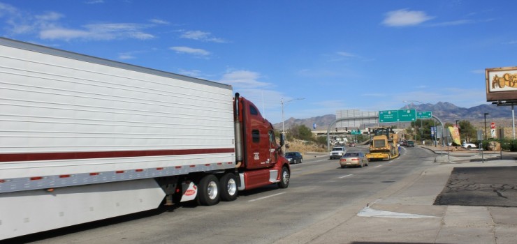 excesso-de-carga-nos-caminhoes-pode-prejudicar-a-qualidade-e-seguranca-das-estradas