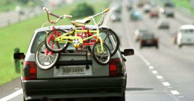 evite-multas-ao-carregar-bikes-e-pranchas