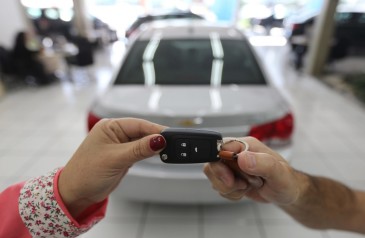 vendas-de-carros-crescem-44-no-primeiro-semestre
