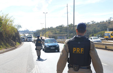 feriado-tera-restricoes-trafego-veiculos-carga-brs