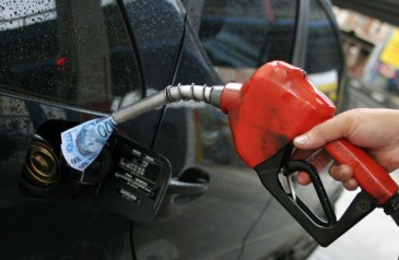 veja-como-fazer-seu-carro-gastar-menos-combustivel